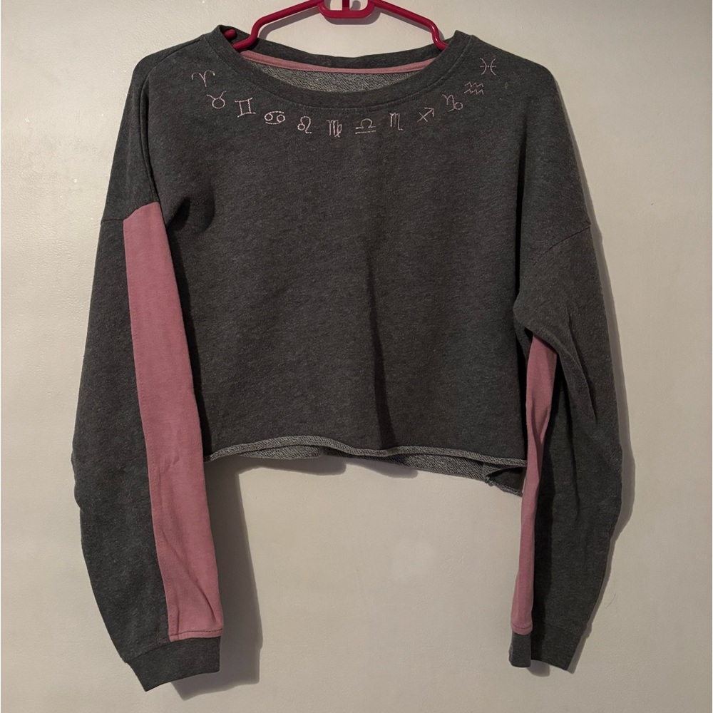 Zodiac Cropped Sweater